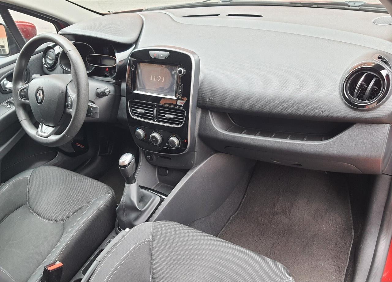RENAULT Clio Intens 1.200 16v 75cv Km108.000