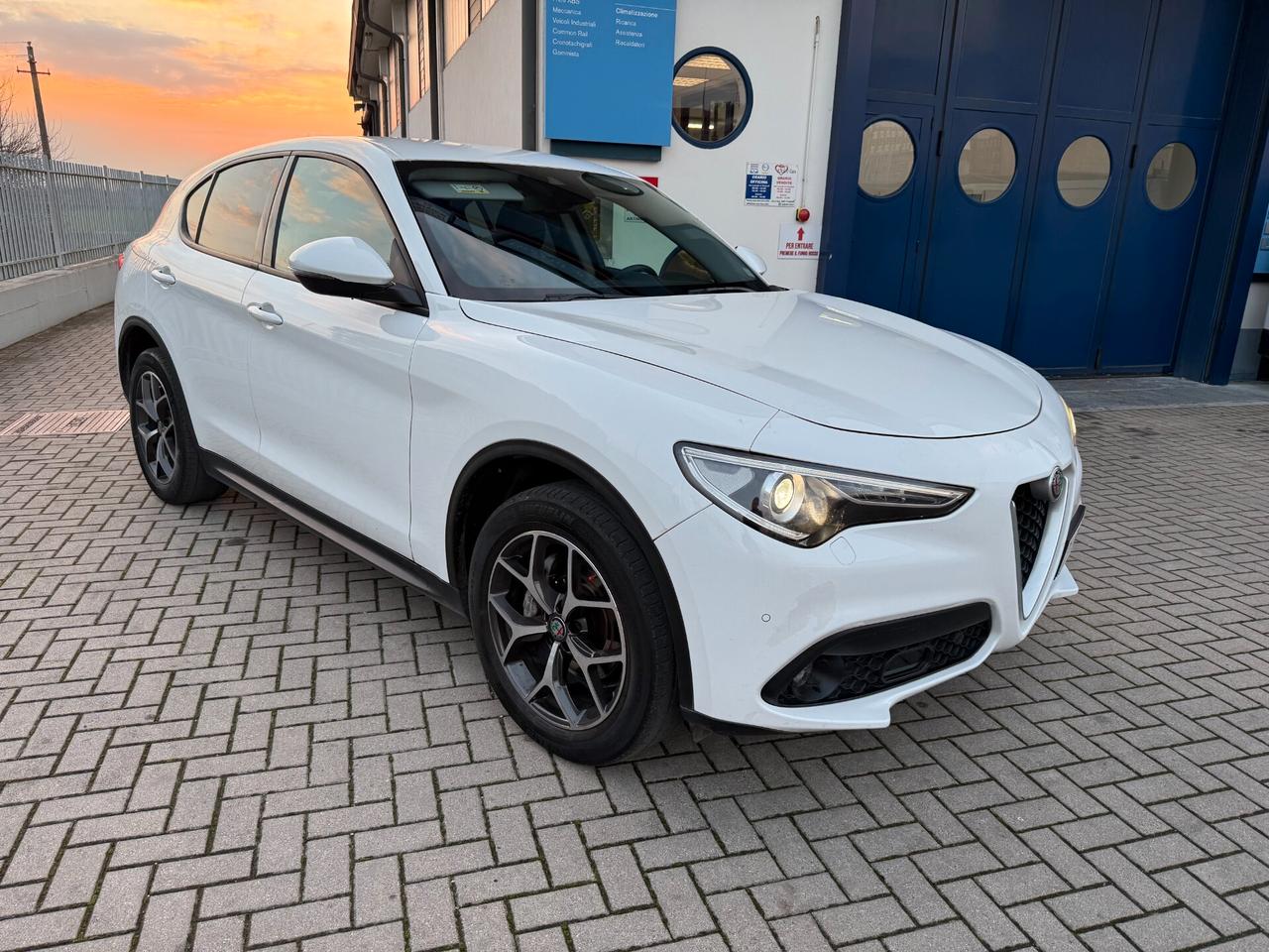 Alfa Romeo Stelvio 2.2 Turbodiesel 210 CV AT8 Q4 Business