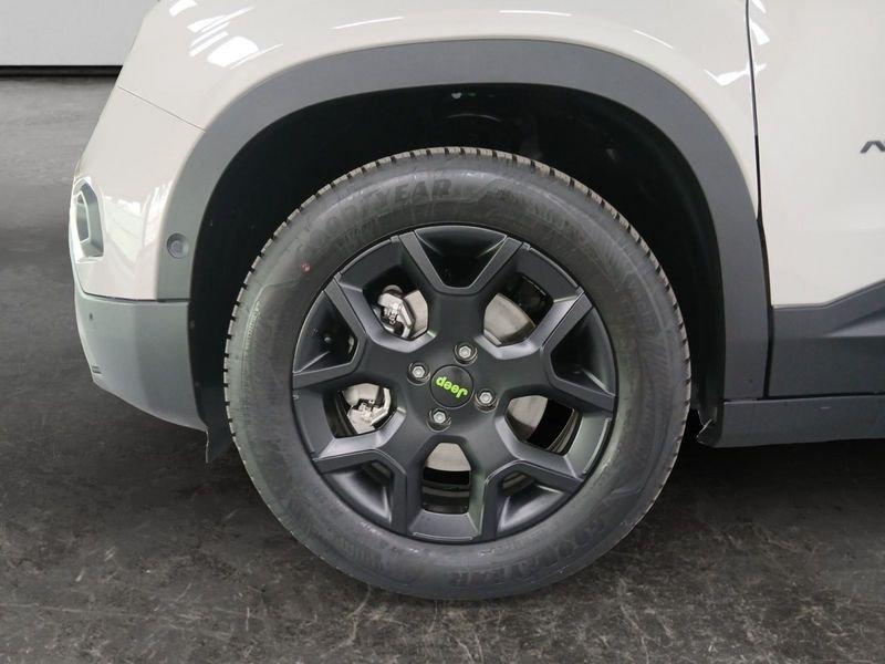 Jeep Avenger 1.2 turbo e-hybrid mhev Overland 4xe 145cv edct6