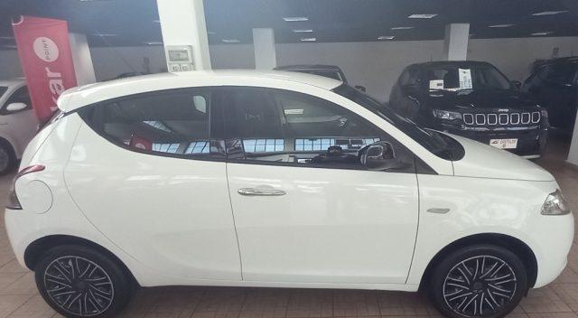 LANCIA Ypsilon 1.2 69 CV 5 porte Gold