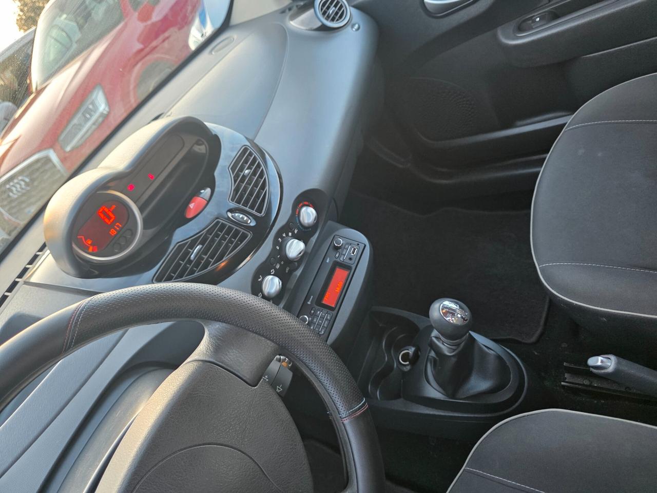 Renault Twingo 1.2 16V Night&Day