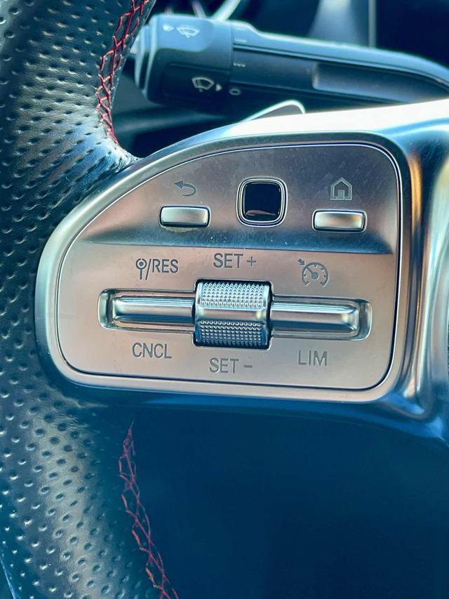 MERCEDES-BENZ CLA 200 d Automatic Premium proMMo!