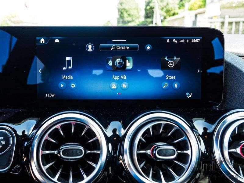Mercedes-Benz GLA GLA 200 d Automatic Premium