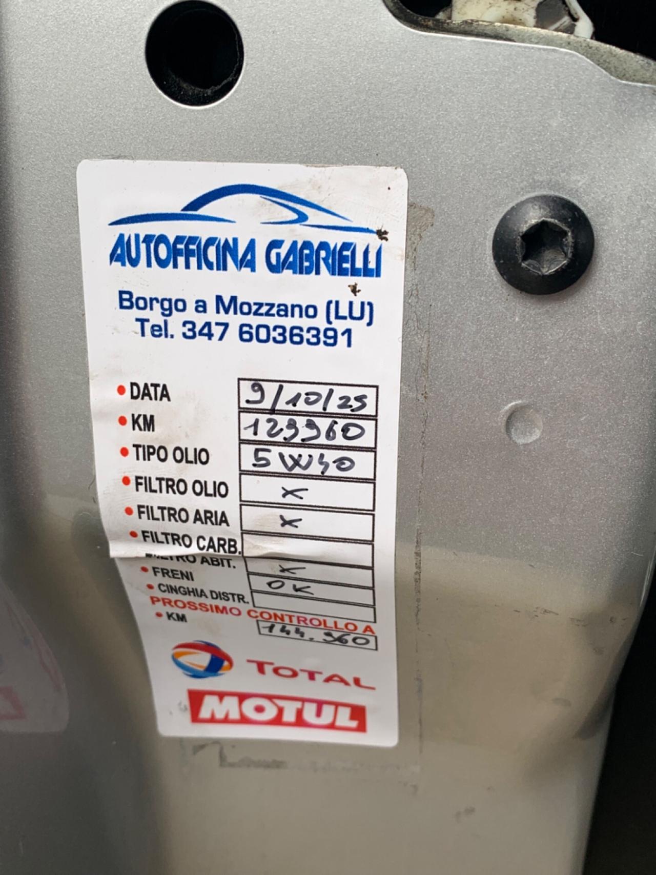 Lancia Ypsilon 1.2 69 CV 5 porte GPL Ecochic Platinum