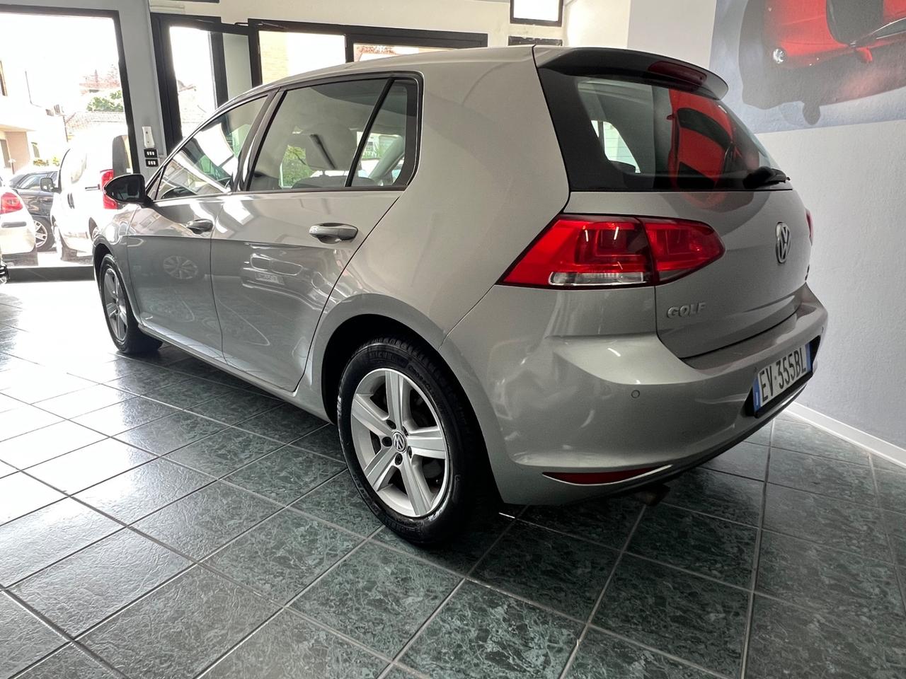 Volkswagen Golf 1.6 TDI 5p. Trendline BlueMotion Technology