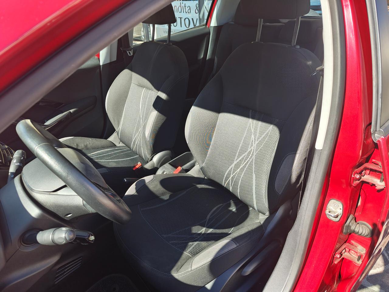 Peugeot 208 1.2 VTi 82 CV 5 porte Active