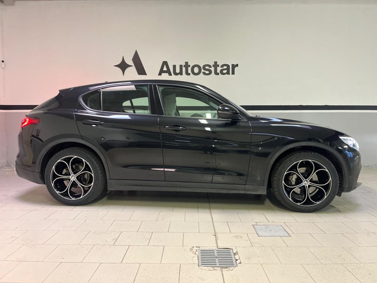 Alfa Romeo Stelvio 2.2 Turbodiesel 190 CV AT8 Q4