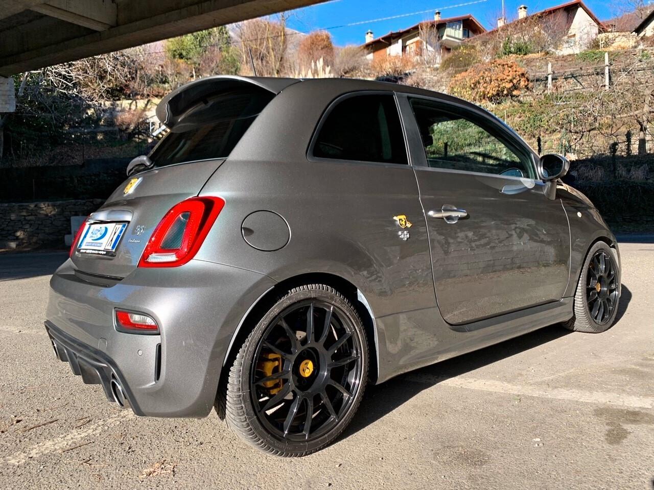ABARTH 595 1.4 Turbo T-Jet 215 CV Turismo