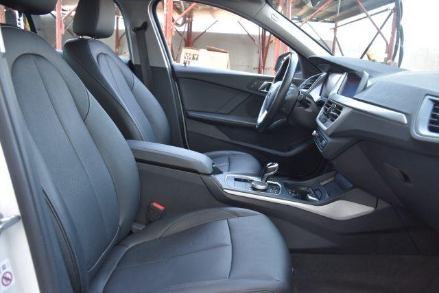 BMW 116 d 5p. Business Advantage *NAVIGATORE, PELLE, LED*