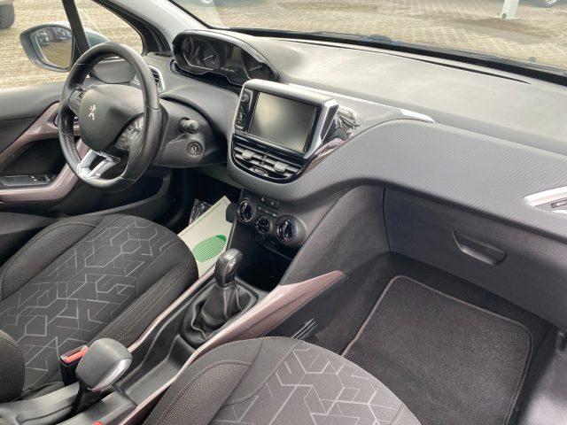 PEUGEOT 2008 BlueHDi 100 Allure