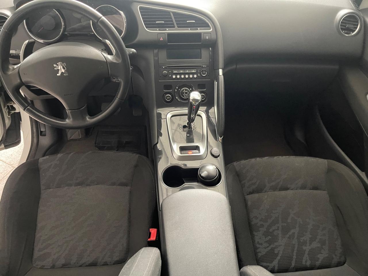 Peugeot 3008 1.6 HDi 110CV cambio robotizzato Premium