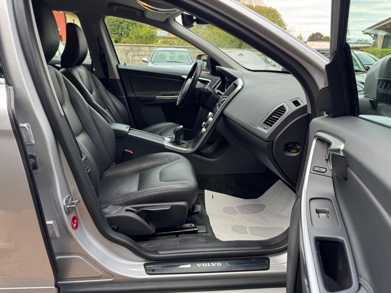 Volvo XC 60 XC60 D4 AWD Momentum