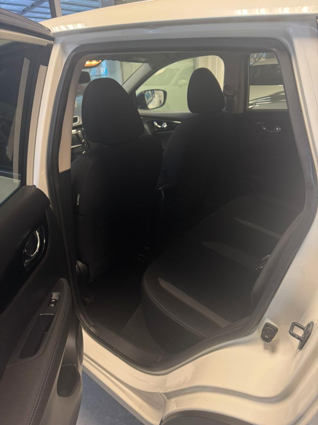 Nissan Qashqai 1.5 dCi N-Connecta