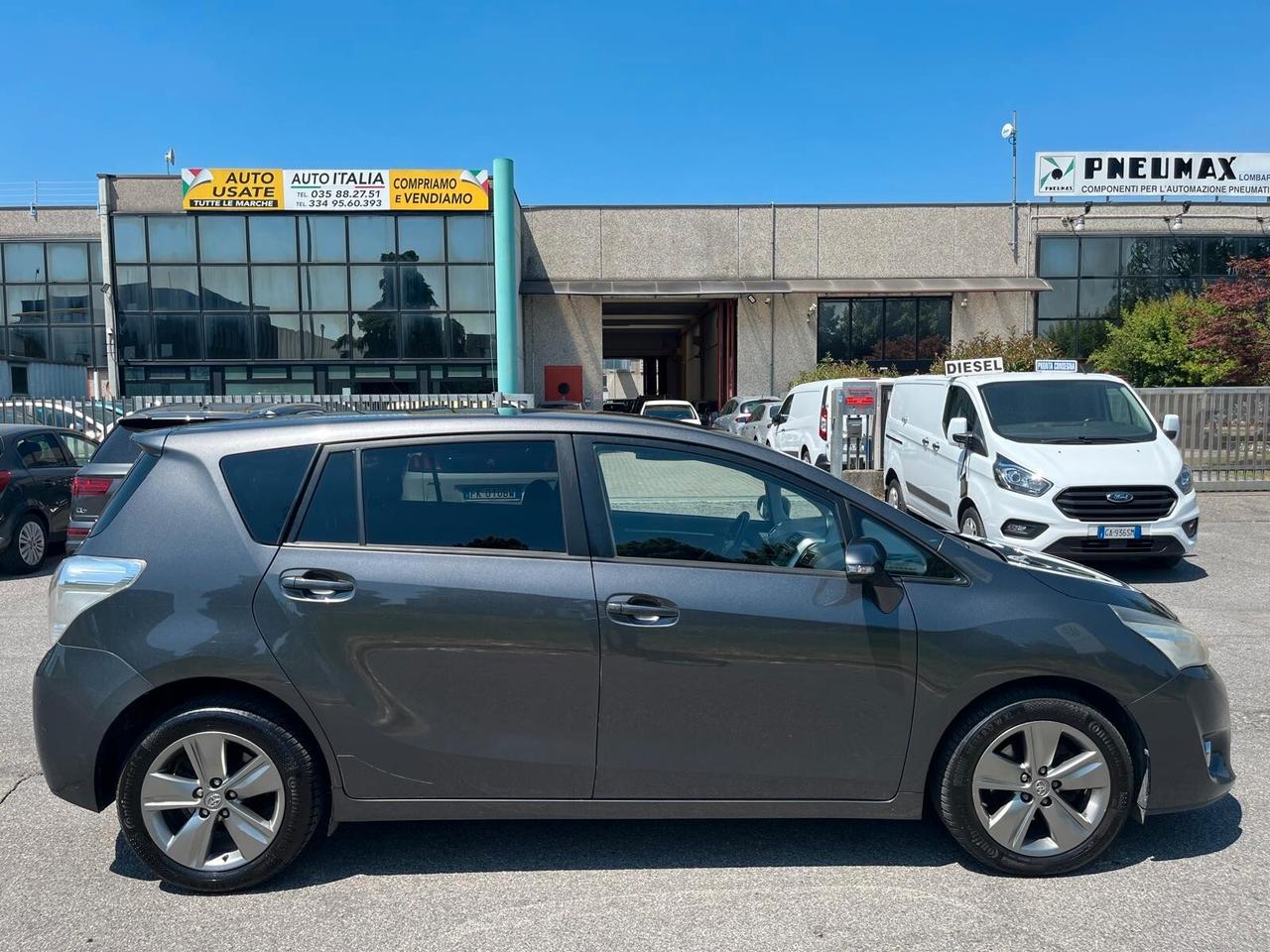 Toyota Verso 1.6 D-4D **7POSTI**
