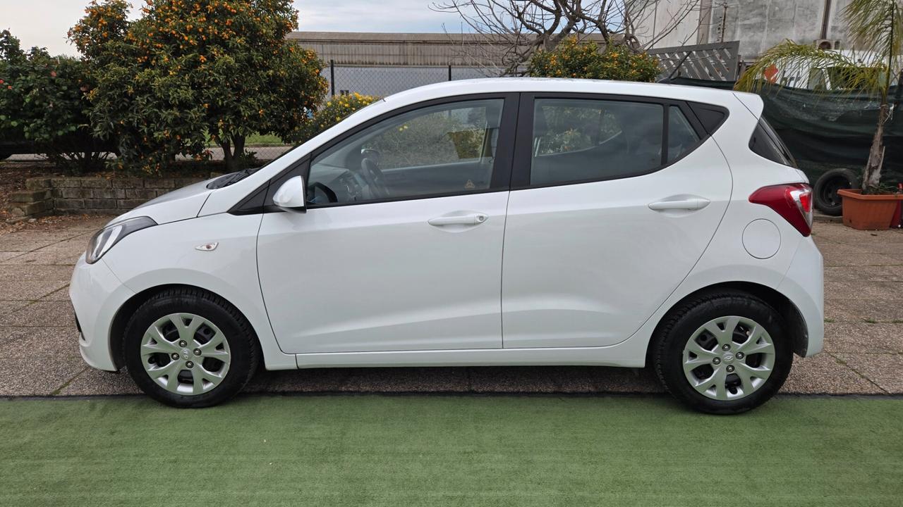 Hyundai i10 1.0 LPGI Econext Sound Edition