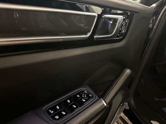 Porsche Cayenne Coupé 3.0 V6 E-Hybrid