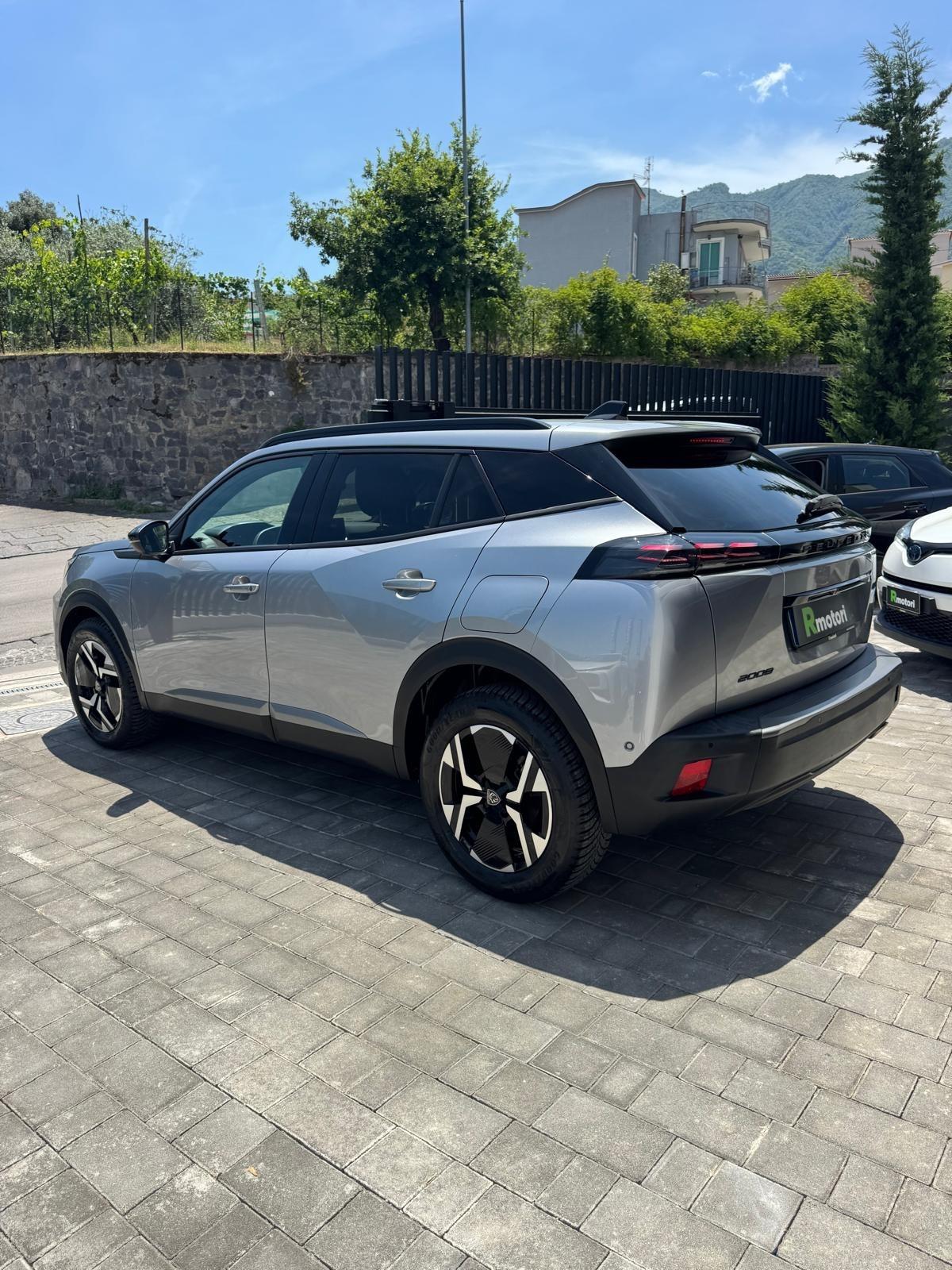 Peugeot 2008 BlueHDi 130 S&S EAT8 Allure