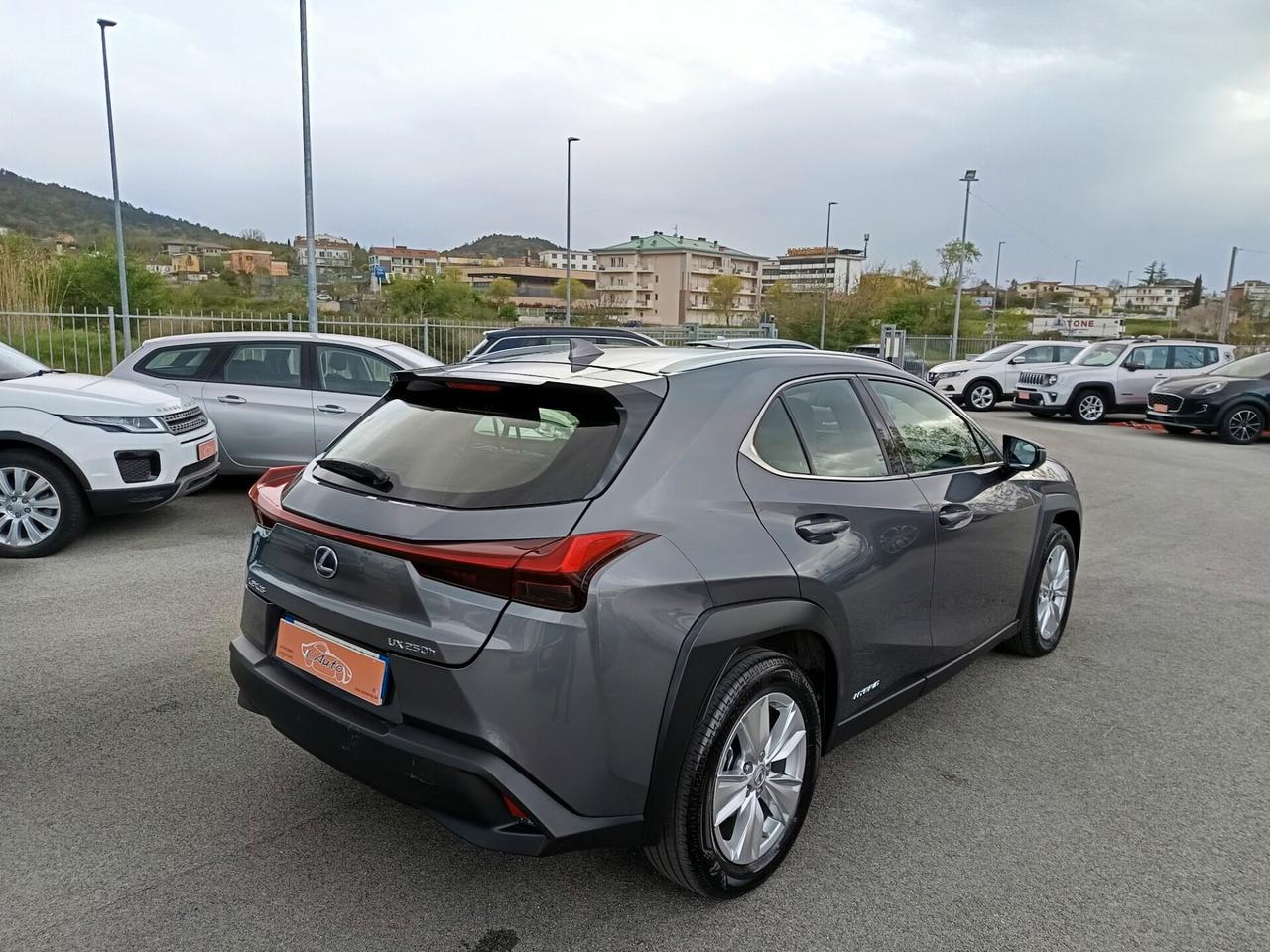 Lexus UX UX 250h 2.0 Business 2WD CVT MY20