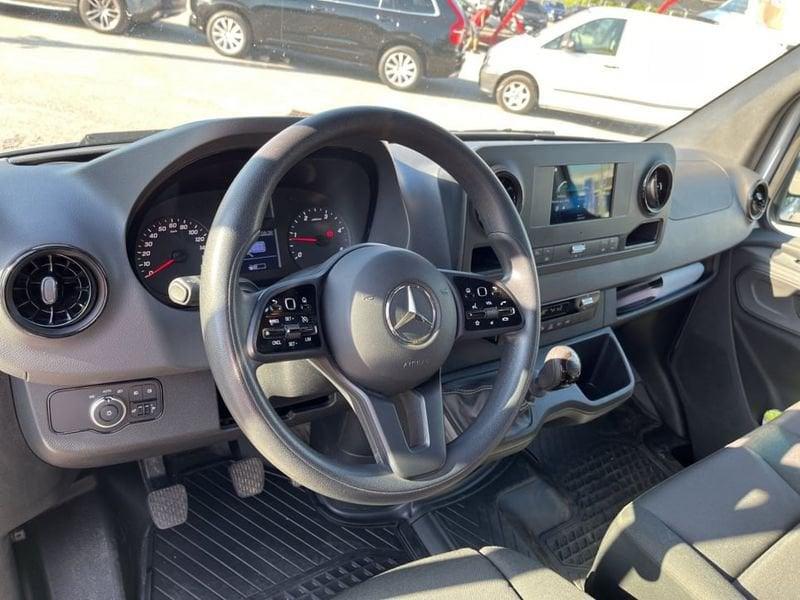 Mercedes-Benz Sprinter 315 CDI F 37/35