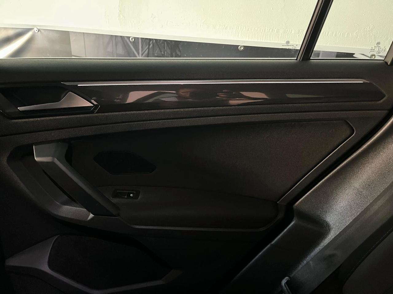 Volkswagen Tiguan 1.6 TDI SCR Sport BlueMotion Technology