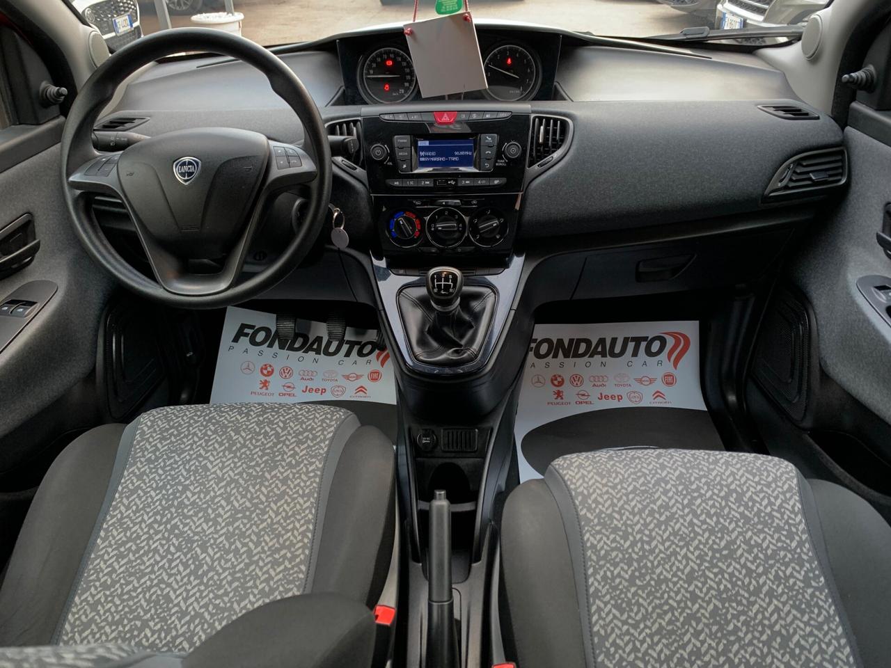 Lancia Ypsilon 1.2 69 CV 5 porte Elefantino Blu
