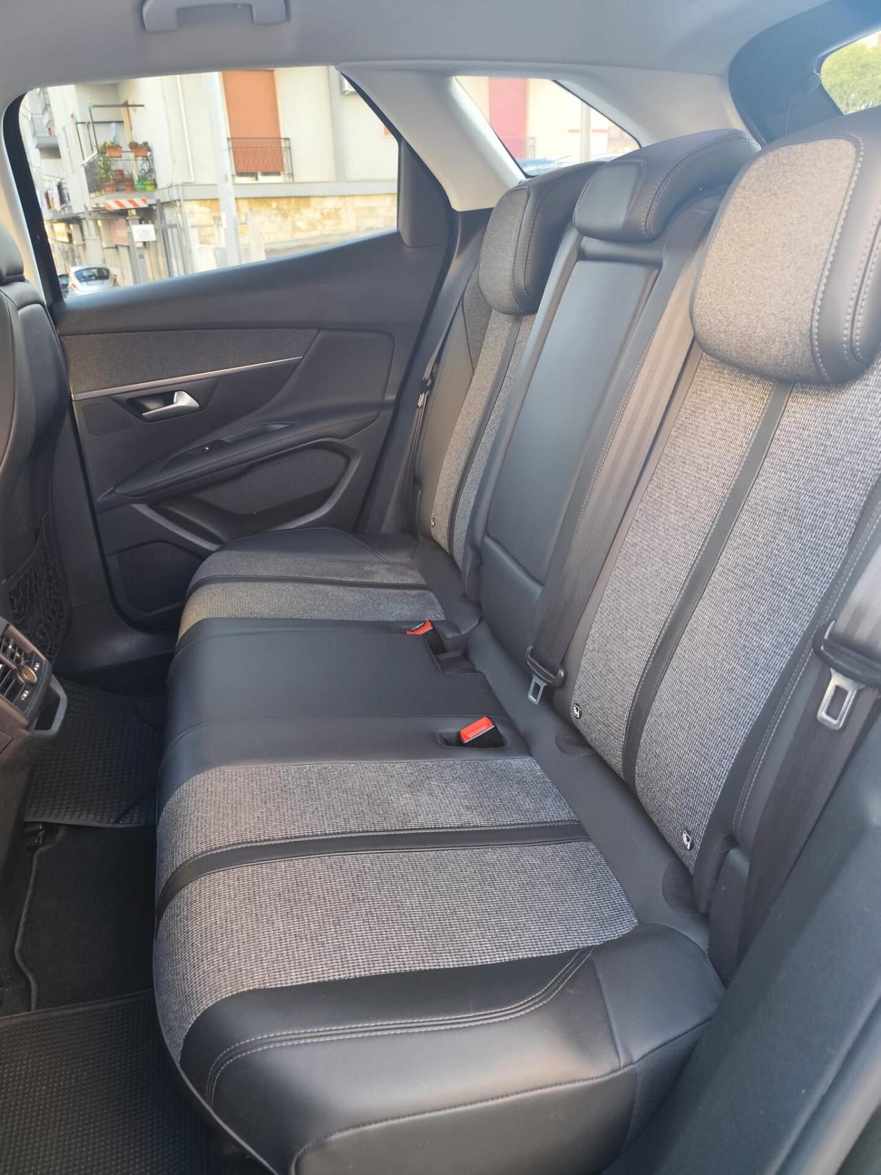 Peugeot 3008 1.5 BlueHDi GT Line * Navi * Retrocamera * Pelle * Garantita 12 Mesi