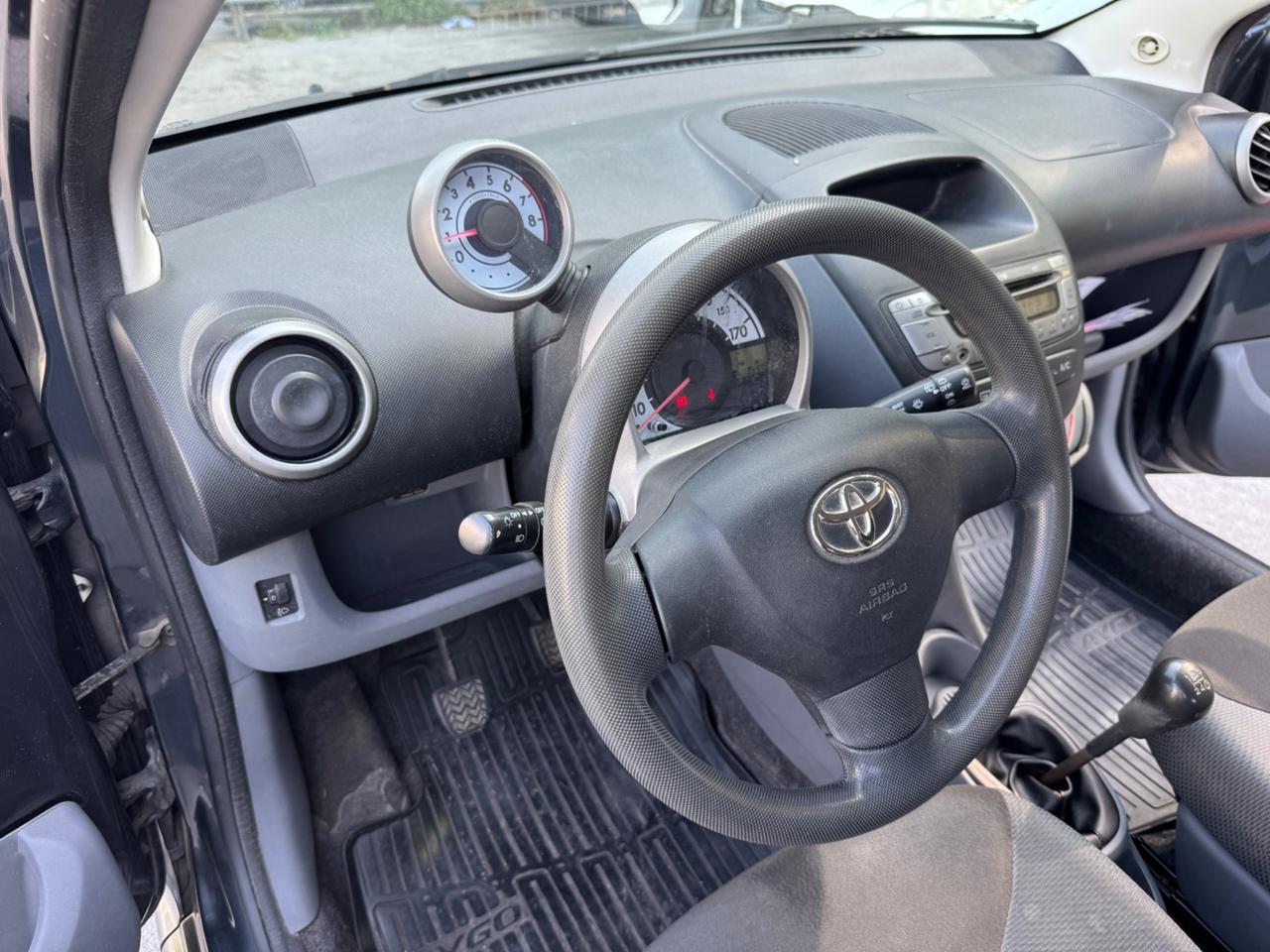 Toyota Aygo 1.0 12V VVT-i 5 porte - neopatentati 2006