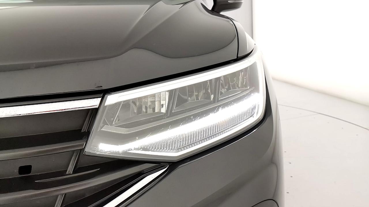 VOLKSWAGEN Tiguan II 2021 - Tiguan 1.4 tsi eh Life dsg