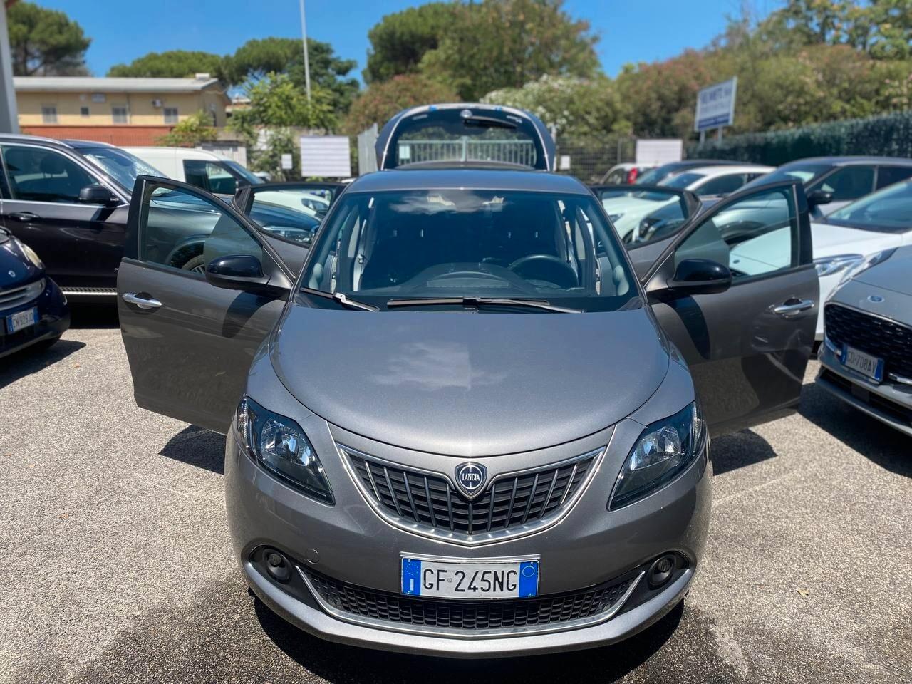 Lancia Ypsilon 1.0 FireFly 5 porte S&S Hybrid Ecochic Gold