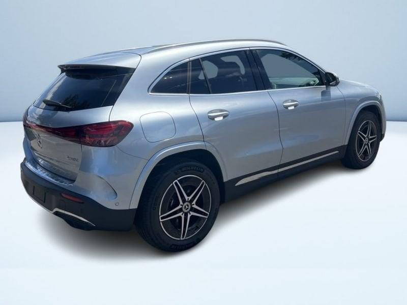 Mercedes-Benz EQA 300 4Matic AMG Line Advanced Digital Edition