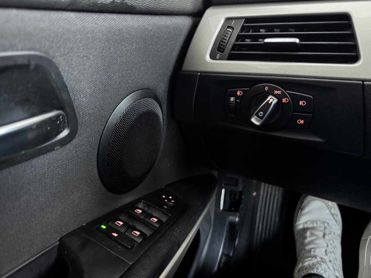 Bmw 318d 143CV cat Touring Attiva