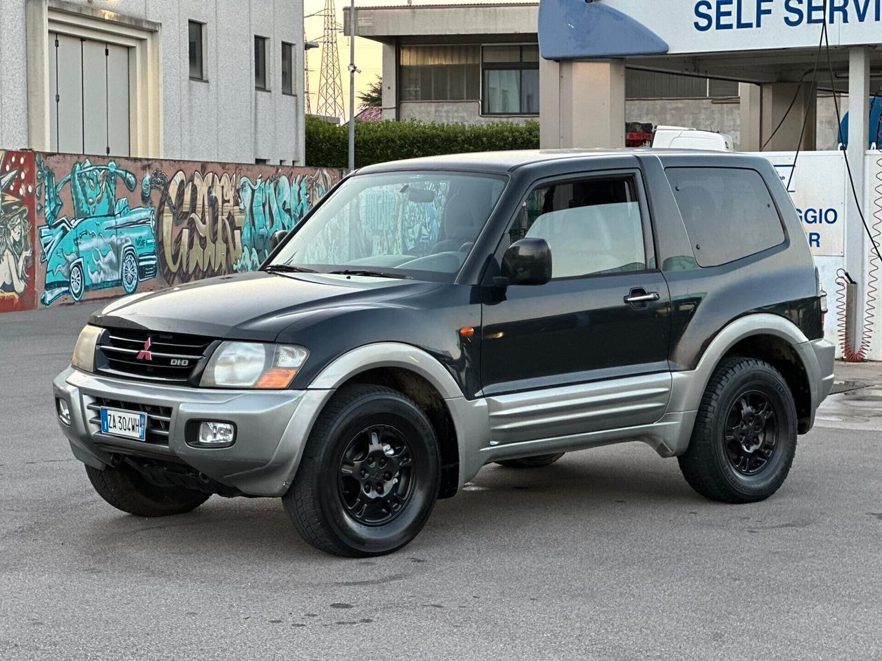Mitsubishi Pajero 3.2 16V DI-D 3p. GLX
