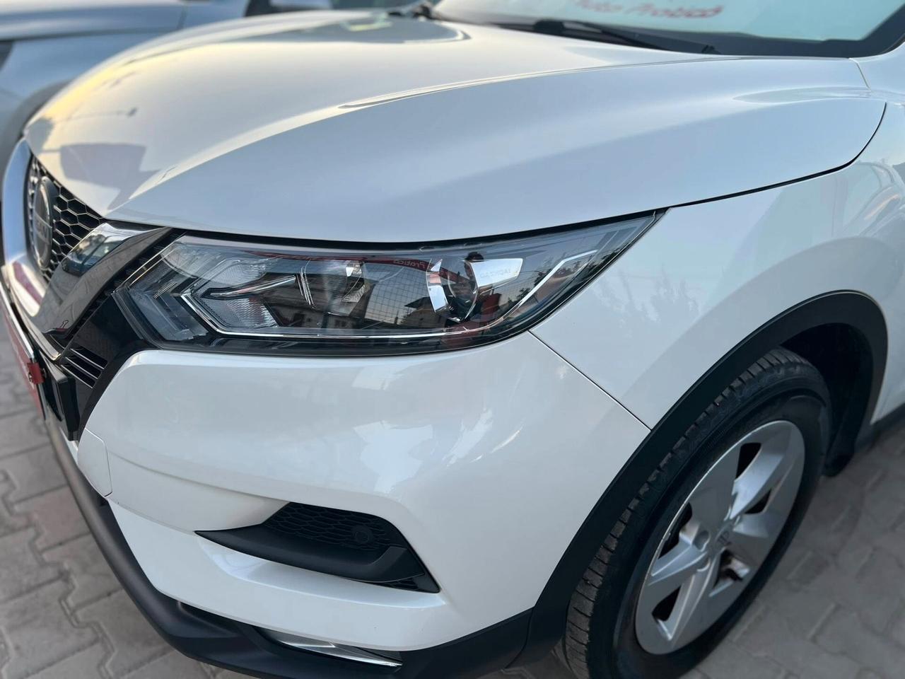 Nissan Qashqai 1.5 dCi 115 CV Business con telecamera posteriore