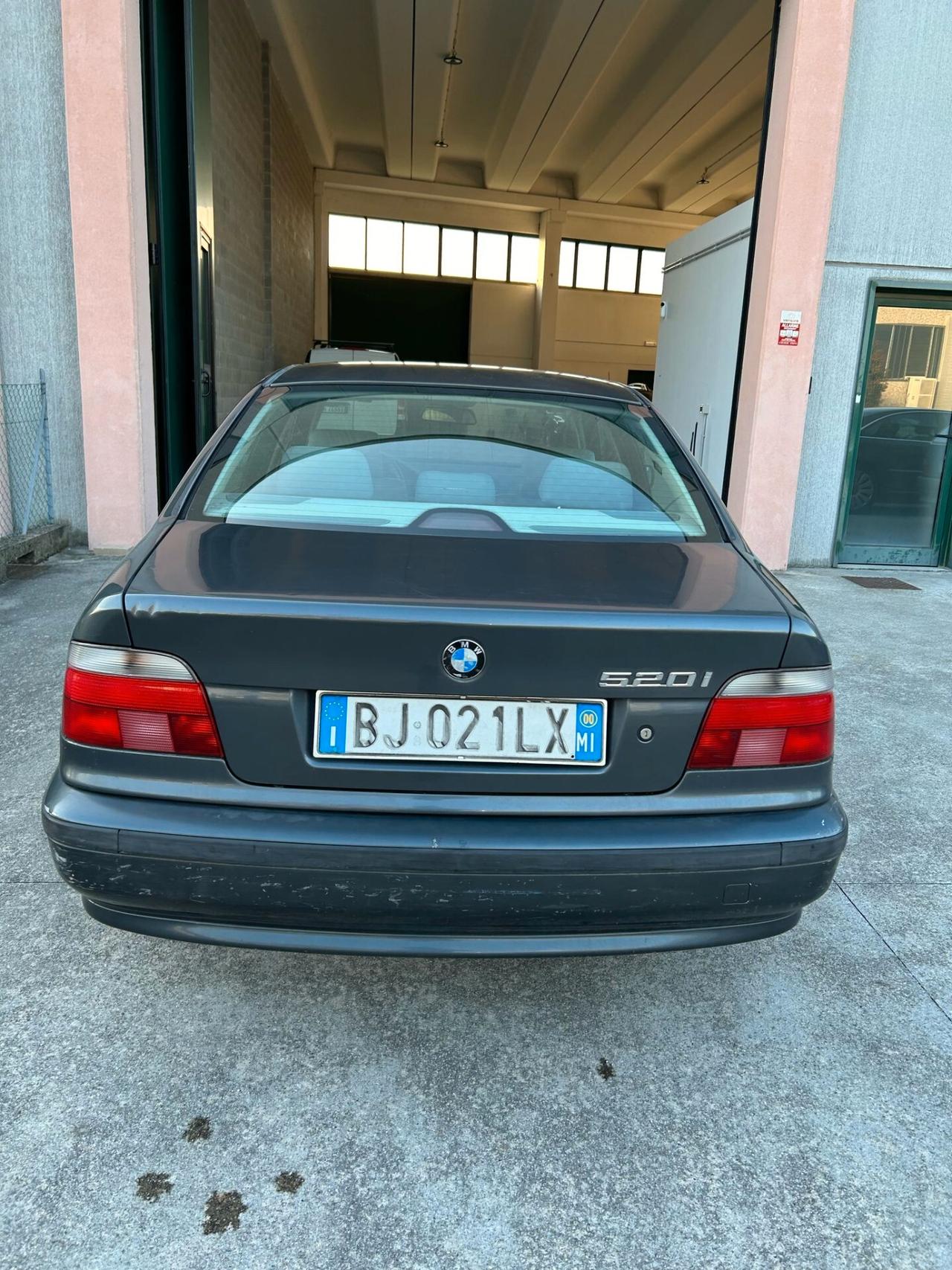 Bmw 520 520i 24V cat Futura