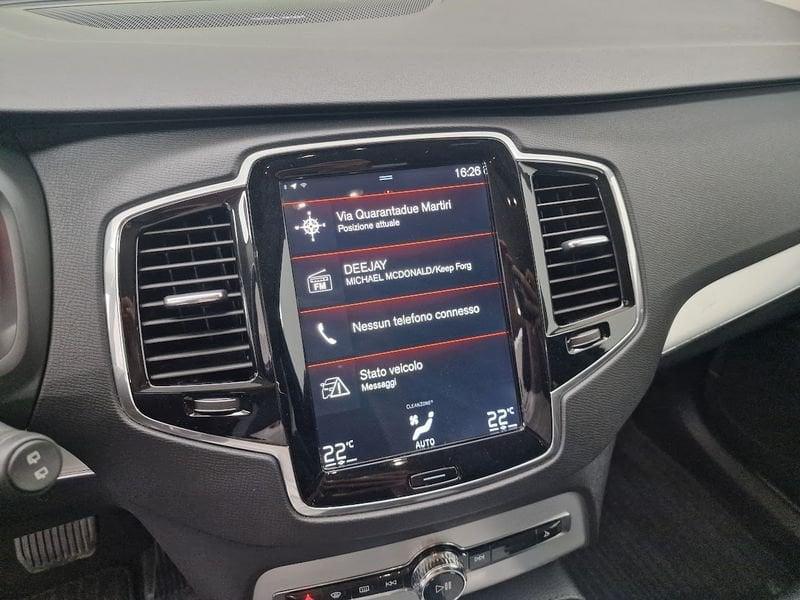 Volvo XC90 D5 AWD Geartronic 7 posti Momentum Euro 6 D-Temp