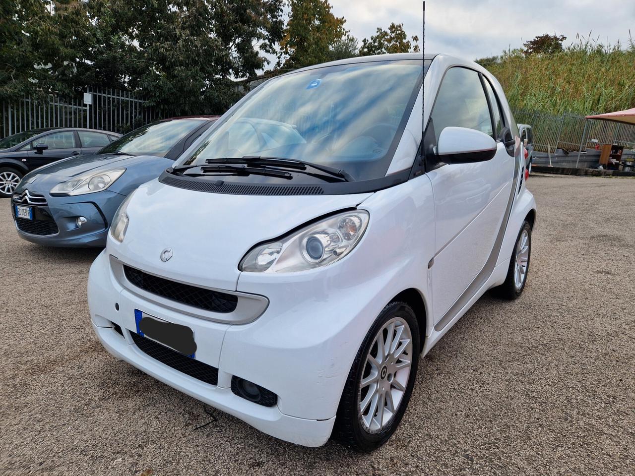 Smart ForTwo 1000 52 kW coupé passion