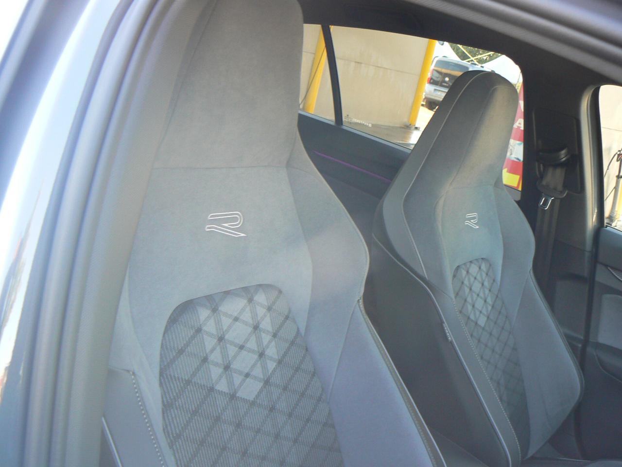 Volkswagen Golf 2.0 TDI 150 CV DSG SCR R-Line Plus