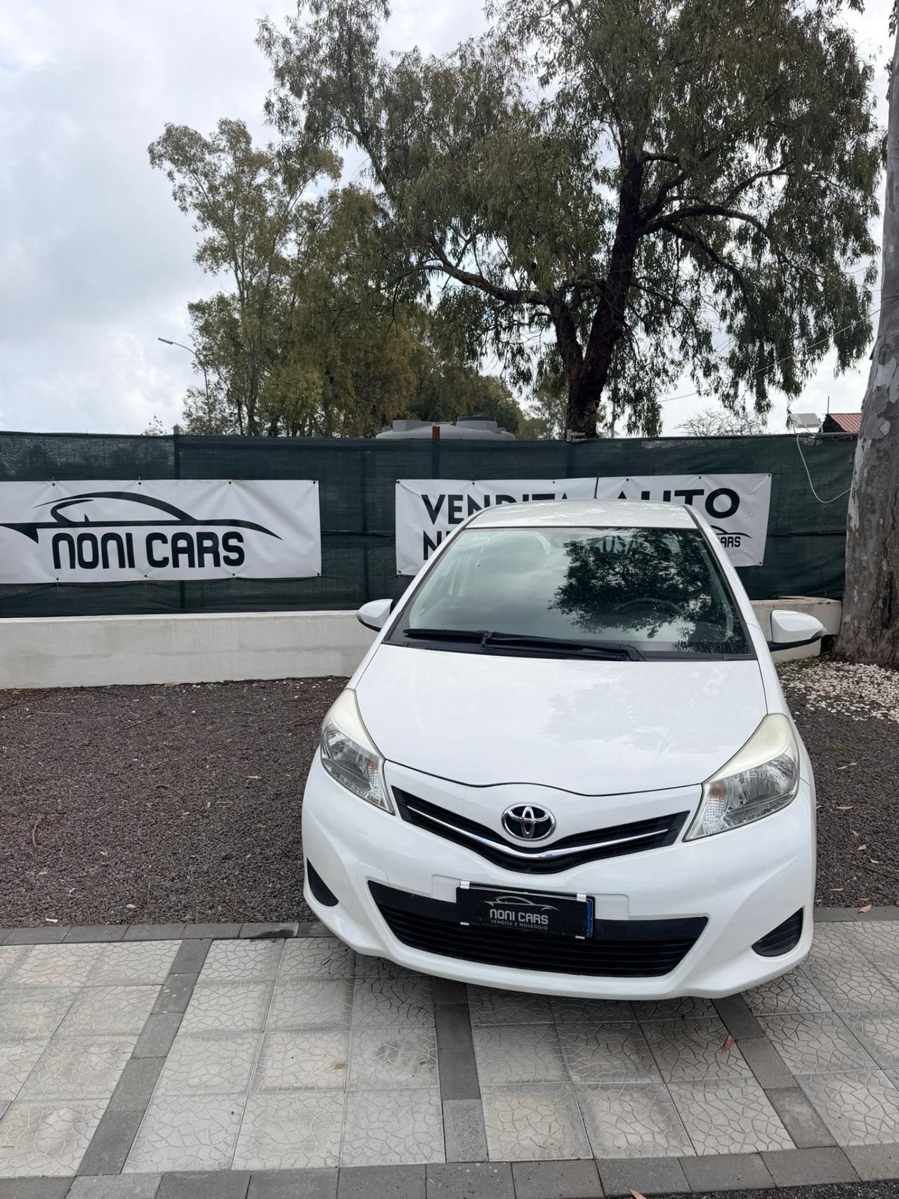 Toyota Yaris 1.4 D-4D 5 porte Lounge