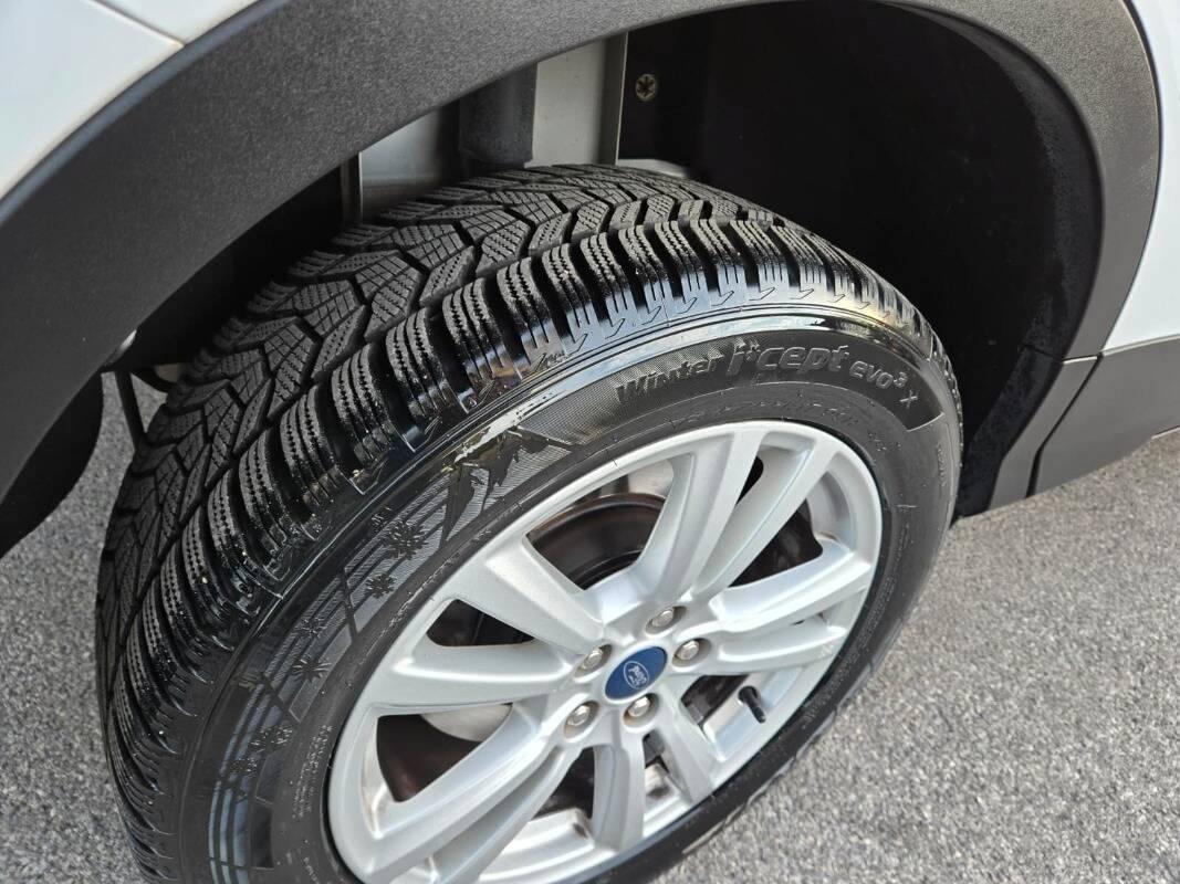 Ford Kuga 1.5 tdci Titanium s&s 2wd 120cv my18