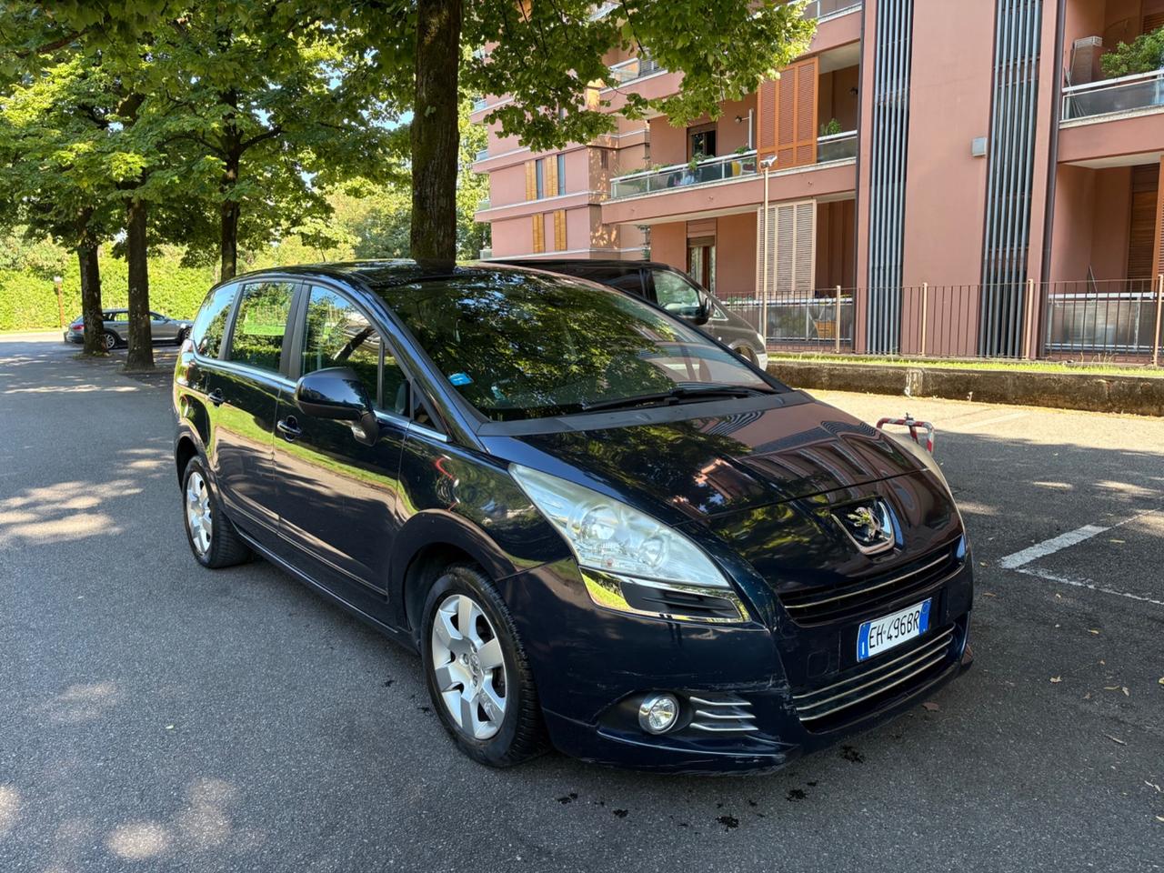 Peugeot 5008 1.6 HDi 112CV Business