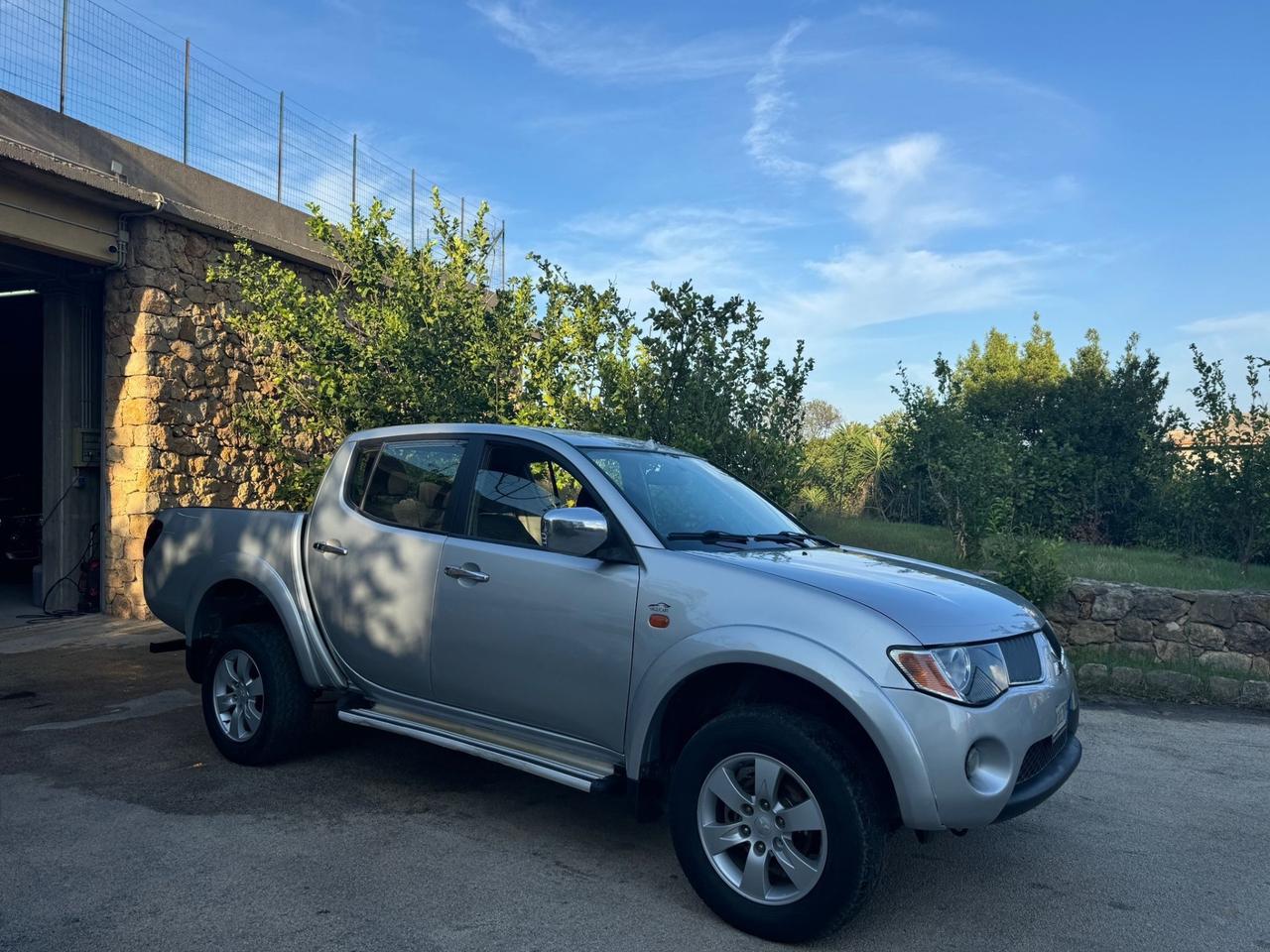 Mitsubishi L200 2.5 DI-D/136CV Double Cab Intense