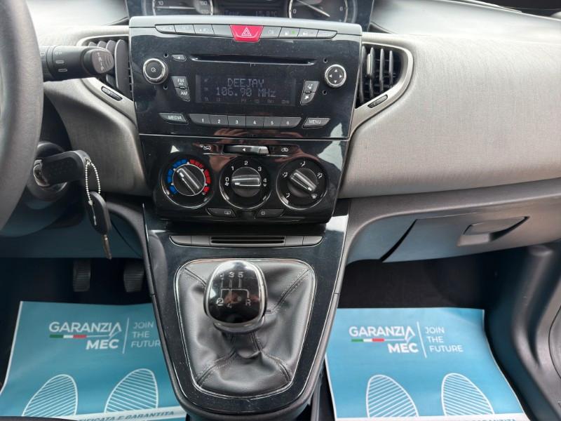 LANCIA Ypsilon 3ª serie Ypsilon 1.2 69 CV 5 po...