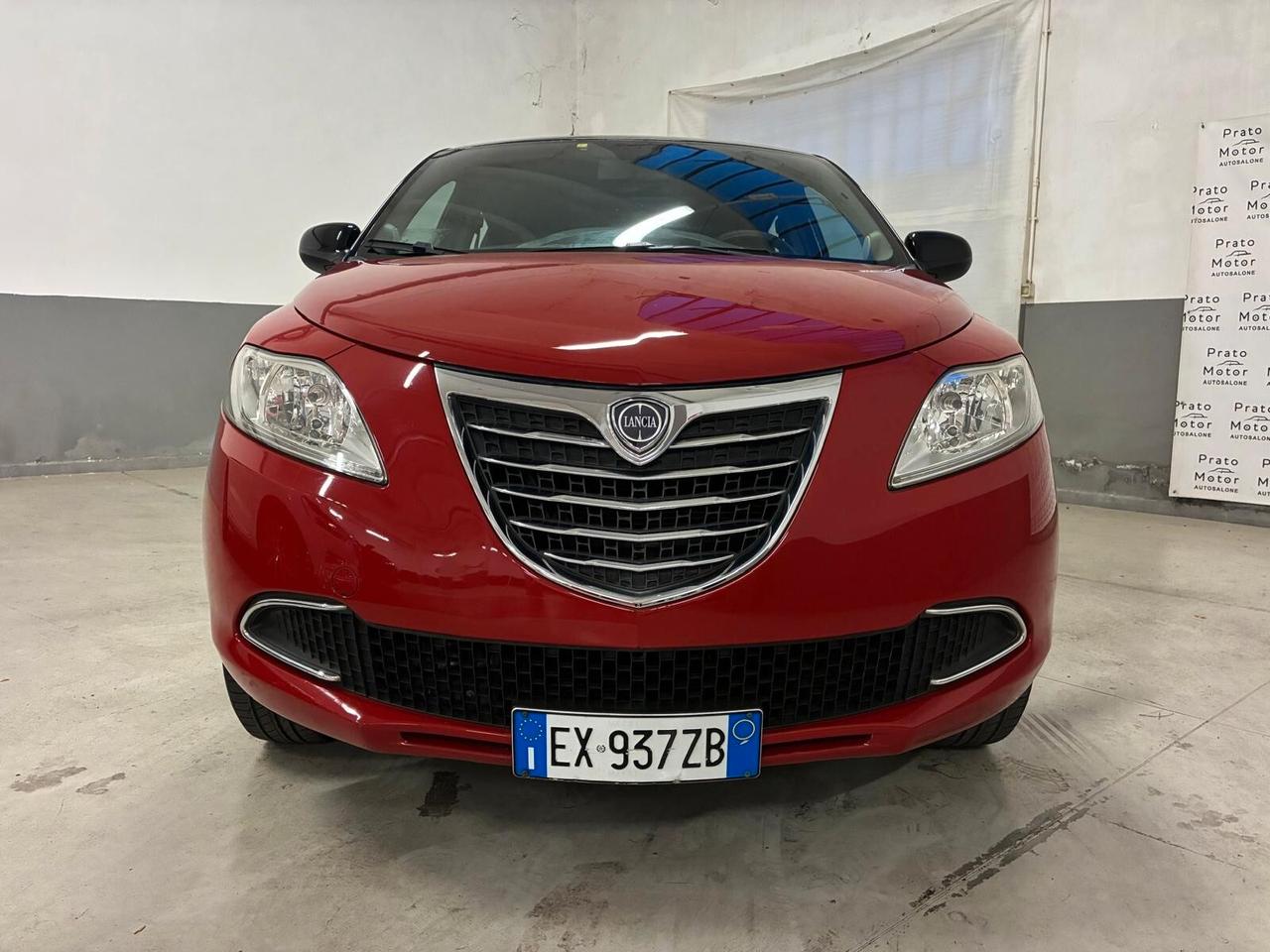 Lancia Ypsilon 0.9 TwinAir 85 CV 5 porte Metano Ecochic Gold