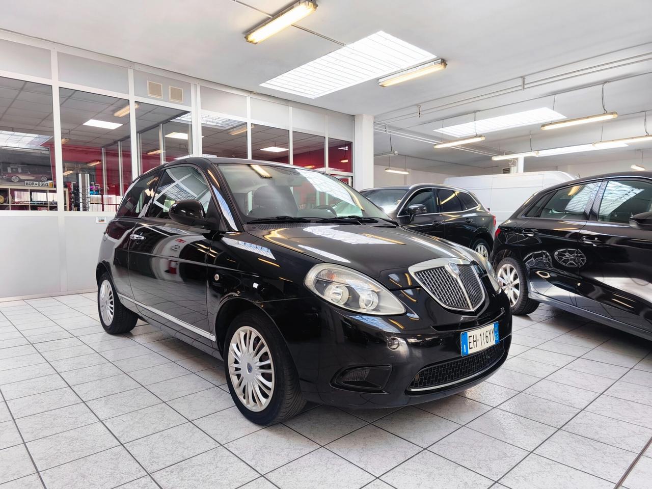 Lancia Ypsilon 1.2 69 CV Diva