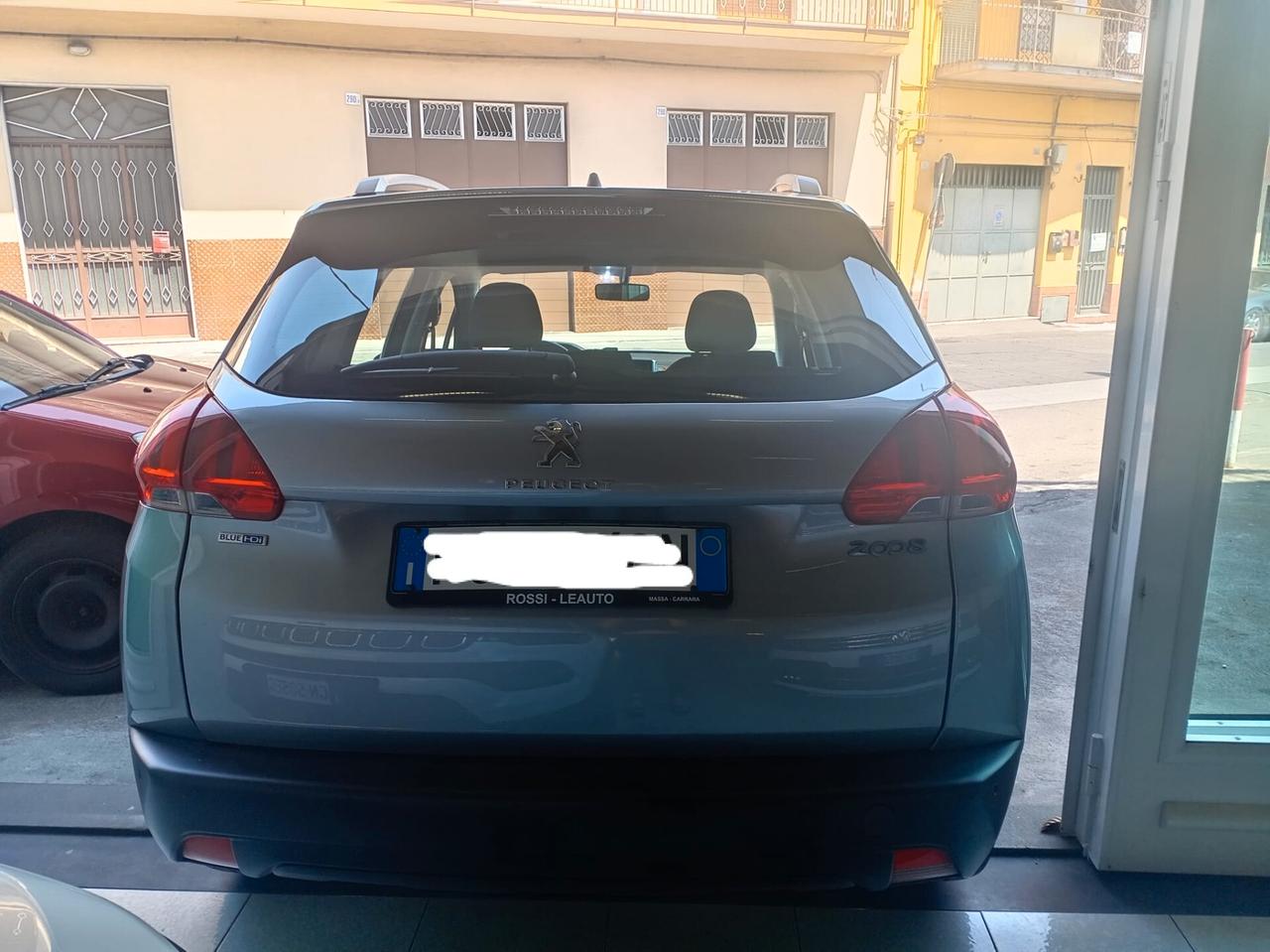 Peugeot 2008 BlueHDi 100 Allure