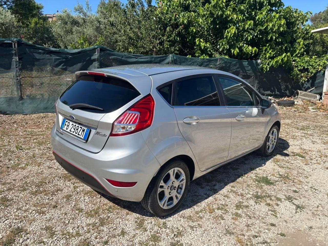 Ford Fiesta 1.0 80CV 5 porte Titanium