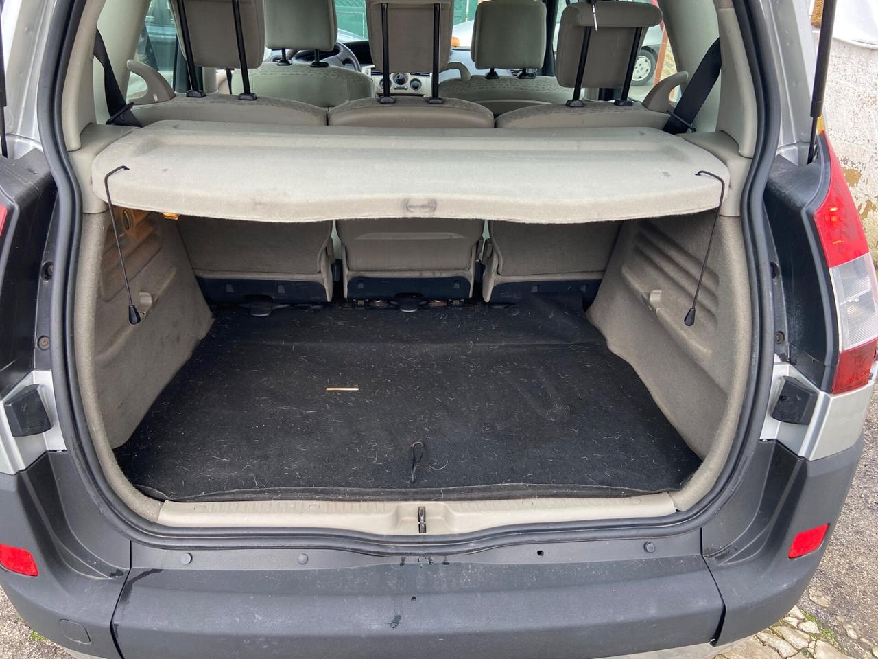 Renault Scenic Scénic 1.9 dCi/130CV Dynamique