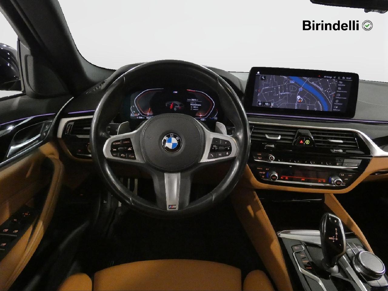 BMW Serie 5(G30/31/F90) - 520d 48V xDrive Touring Msport