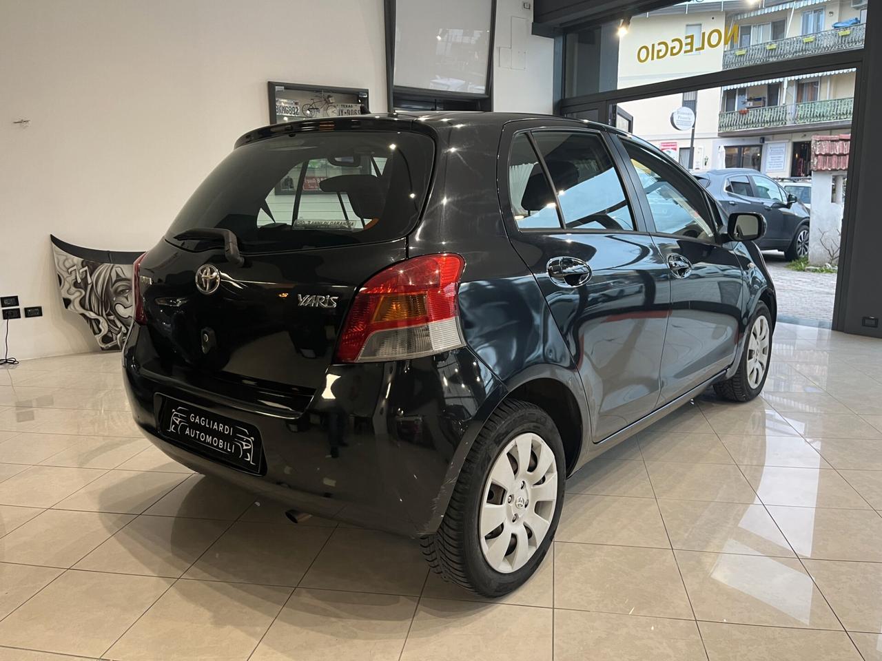 Toyota Yaris 1.3 5 porte
