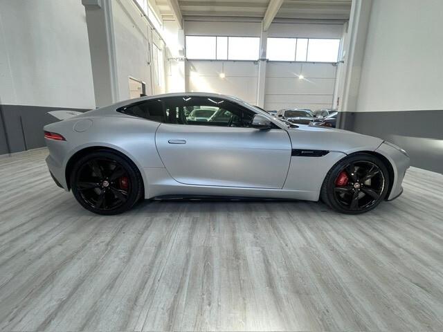 Jaguar F-Type 2.0 aut. Coupé R-Dynamic